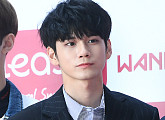 [BZ포토] 워너원 옹성우, 가을 남신