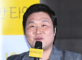 '완벽한 타인' 윤경호 "'도깨비' '미스터션샤인' 이어 영화까지, 감격스러워"