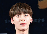 [BZ포토] 워너원 황민현, '팬들 환호에 깜짝 놀라'