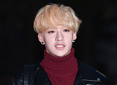 [BZ포토] 스트레이키즈 방찬, 시크한 양손 브이