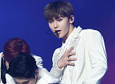 [BZ포토] 워너원 황민현, 무대 위 카리스마