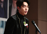 [BZ포토] 남주혁, '안시성'으로 상 받았어요~
