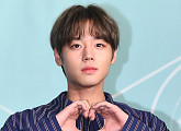 [BZ포토] 박지훈, 그윽한 눈빛 '하트 뿅'