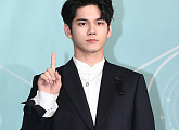 [BZ포토] 워너원 옹성우, '얼굴이 다했네~'
