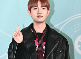 [BZ포토] 워너원 김재환, '점점 더 잘생겨지네'