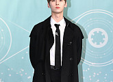 [BZ포토] 워너원 황민현, '눈부신 멋짐'