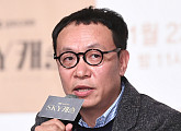 [BZ포토] 'SKY 캐슬' 조현탁 감독, 배우들의 압도적인 연기력 "행복하게 촬영 중"