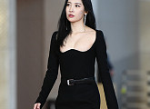 [BZ포토] 선미, 파격적인 드레스 자태