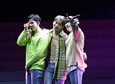 B1A4, 3인 체제 후 첫 팬미팅...신우 “5명의 B1A4 지키지 못했다”