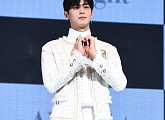[BZ포토] 아스트로 차은우, '비율까지 완벽해'