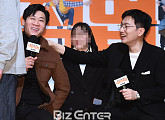[BZ포토] 진선규, 전역을 저녁으로 받는 '갑분싸 아재개그'