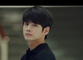 ‘열여덟의 순간’ 옹성우, 달달한 세레나데 연애 세포 깨웠다