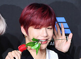 강다니엘, 보름달 만큼 환한 미소 "해피 한가위"