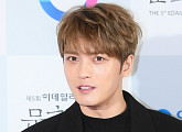 김재중, '2019 아시아 신곡 차트 시상식' 해외 인기 가수상 수상