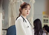 '낭만닥터 김사부 시즌2' 이성경, 데뷔 후 두 번째 의사 가운 "낭만 의사로 거듭나겠다"