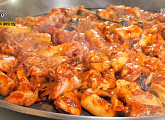 '2TV 생생정보' 장사의 신, 연 매출 82억 춘천 철판 닭갈비…맛의 비결은 '양파'