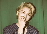 김재중, 새 앨범 '애요' 발매 첫 주 10만 장 돌파…전 세계 아이튠즈 22개국 차트 1위