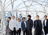 방탄소년단, 글로벌 현대미술 프로젝트 CONNECT, BTS 서울 이어 뉴욕 전시 현장 방문