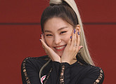 ‘본격 연예 한밤’  ‘WANNABE’ ITZY(있지), 컴백 소감은?