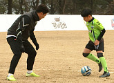 '축구 신동' 이재현ㆍ김예건ㆍ구본석, 축구 레전드 안정환과 맞대결