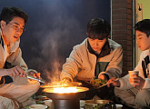 '미스터트롯' 영탁ㆍ정동원, 남승민 인생 첫 자취방 기습 방문