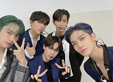 CIX, '틱톡 스테이지' 통해 코로나 19 극복 염원 "여러분에게 즐거움 주고 싶다"