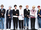 [비즈 스톡] 디피씨ㆍ넷마블ㆍ초록뱀ㆍ키이스트 '방탄소년단 관련주', 주가 상승…빅히트 소속 BTS 'Dynamite' 글로벌 인기 효과