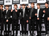 [비즈 스톡] '방탄소년단 관련주' 디피씨ㆍ넷마블ㆍ초록뱀ㆍ키이스트, 주가 상승…방탄소년단 VMA 3관왕 효과