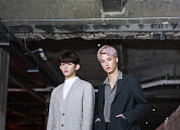 TOO(티오오) 경호ㆍ동건, '서울패션위크' 런웨이 도전…독보적 분위기