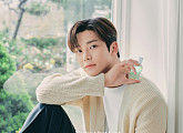 SF9 로운, 향수 브랜드 광고 모델 발탁…‘웹찢남’ 매력