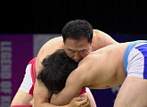 이만기 나이 36세 차 허선행과 씨름대결 “승부 예측 힘든 5:5의 초접전”(국대는 국대다)