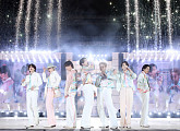 [비즈 공연] '퍼미션 투 댄스 온 스테이지' 방탄소년단(BTS) 콘서트 "'아미'가 있는 곳이 우리의 고향"