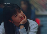 [종합] '스물다섯 스물하나' 김태리, '러시아 귀화' 보나와 눈물 이별…15회 예고 남주혁 퇴사 선택?