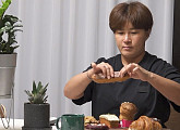 박세리, 성수동 새집 공개→벽걸이 대형 TV 오락실…도마 공방ㆍ'핫플' 빵집 싹쓸이 빵지순례(나혼자산다)