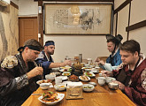 전주 한옥마을 한정식 스케일에 반한 뉴질랜드 형제들 "상 넘쳐나게 먹어본 적은 처음”(어서와한국은처음이지)