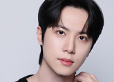 위아이 김동한, 새 프로필 오픈 '댄디 비주얼'