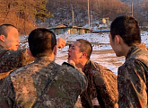방탄소년단(BTS) 진, 화생방 훈련 소화…훈련소 근황 공개