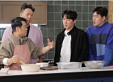 '옥주부' 정종철 불맛제육볶음ㆍ간장게장ㆍ간단 겉절이 레시피 공개…'숏박스' 김원훈ㆍ조진세 '갈갈이 패밀리' 박준형ㆍ오지헌에 유튜브 조언