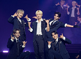 배너, 피크타임 콘서트 성료…5人5色 무한 매력 대방출