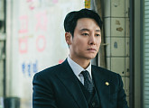 '이로운 사기' 김동욱, 무표정한 얼굴 뒤 따뜻한 마음 '몰입 UP'