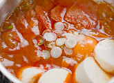 ‘어남선생’ 류수영, 스햄순두부찌개 레시피 소개(ft. 이화여대)