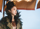 '아라문의 검' 김옥빈, 아스달 왕후의 치명적 아름다움