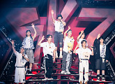 스트레이 키즈, 日 후쿠오카서 4대 돔 투어 스타트…7만 5000여 관객 열광