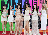 아이브, 'MMA(멜론뮤직어워드)'서 2년 연속 대상 "오늘보다 내일 더 발전할 것"
