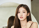 오마이걸 아린, 노숙위기청년 위해 3000만 원 기부…아름다운재단 누적 기부금 1억