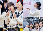 '피라미드 게임' 김지연(보나), 백연여고 축제 비하인드컷 공개…돋보이는 비주얼