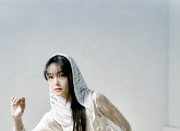 송소희, 첫 미니 앨범 '공중무용' 기대되는 이유 셋