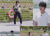 '틈만 나면,' 유연석ㆍ안보현, 서울함 위 족구 미션…강동원과 깜짝 전화 연결