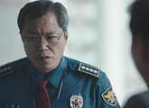 '크래시' 백현진, 속물+순진 경찰서장 완벽 연기 "웃음 유발자"