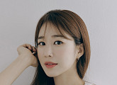 유인나, 배우부터 MC까지 다 되는 매력부자…새 프로필 공개
